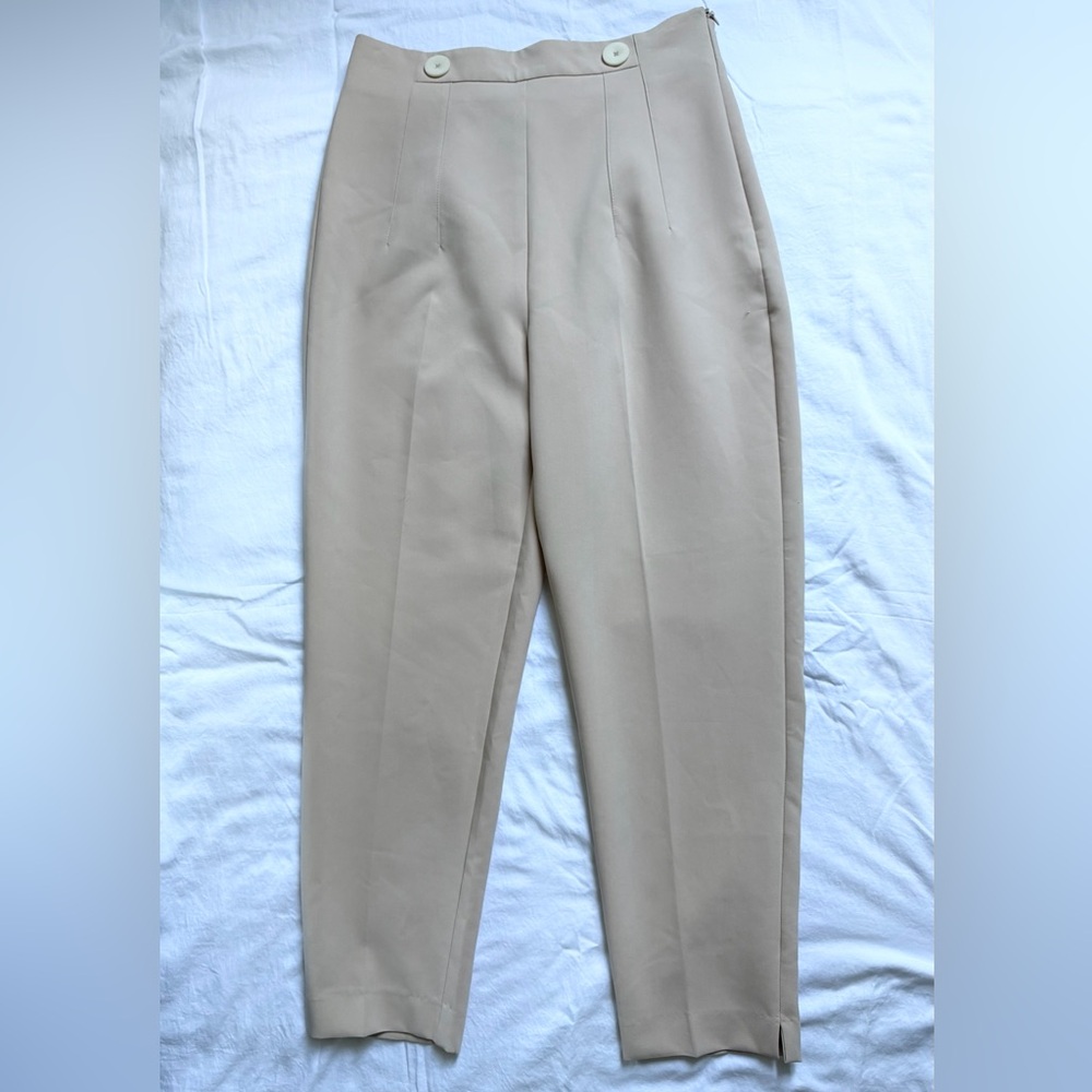 Zara Women’s Tailored Dress Pants in Light Beige – Classic Workwear